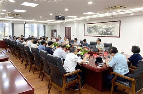 市九届人大常委会召开第六次主任会议 今日镇江