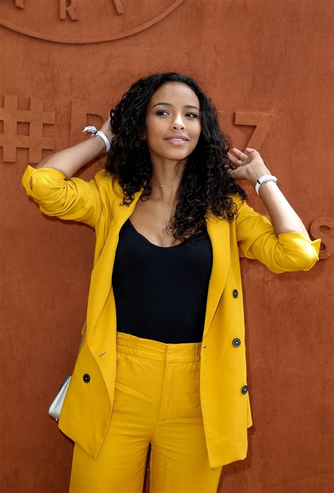 Photo Flora Coquerel Miss France Les C L Brit S Au Village