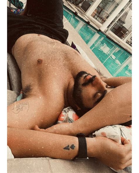 Apna Baccha Ki Jawaani Arjun Kapoor Shares Photo Of His Super Hot