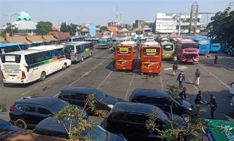 Terminal Cicaheum Bandung Jadi Depo Brt Pada Bus Akap Akdp