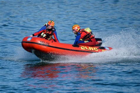 Bad Sch Nborn T Dlicher Badeunfall Im Baggersee Polizeiberichte Aus