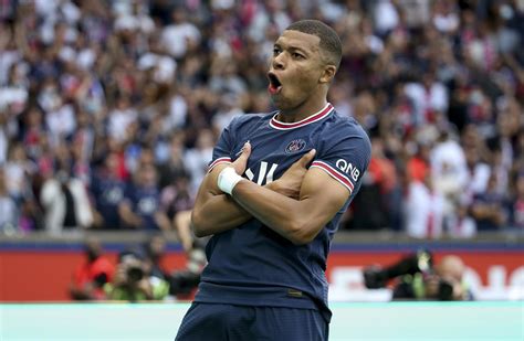 Já tem dono Presidente do PSG revela renovação Mbappé diz jornal