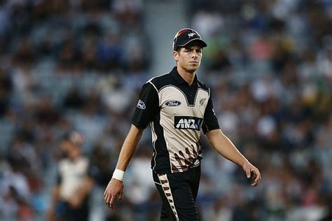 Mitchell Santner set to miss IPL 2018