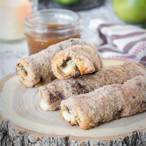 Apple Cinnamon Cream Cheese Roll Ups This Silly Girl S Kitchen