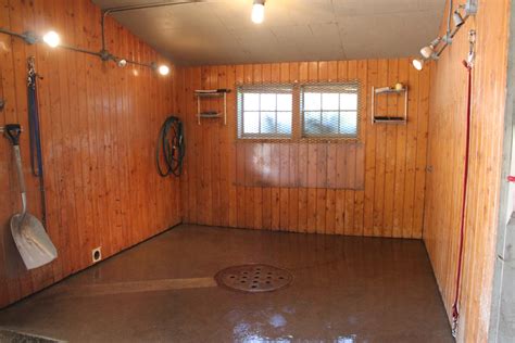 Stables & Boarding - Trotting Horse Therapeutic Riding