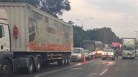 Accidente En La Panamericana Sur Choque De Vehículos Deja Varios