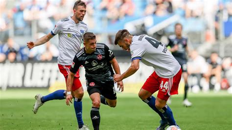 Hamburger Sv Fc N Rnberg Hsv Rettet Punkt Nach Zweimaligem