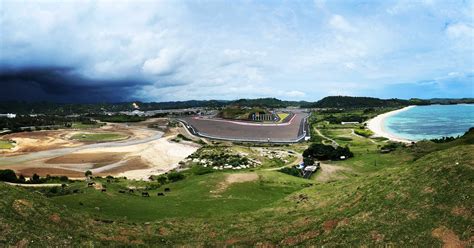 The Mandalika circuit is quite picturesque : r/motogp