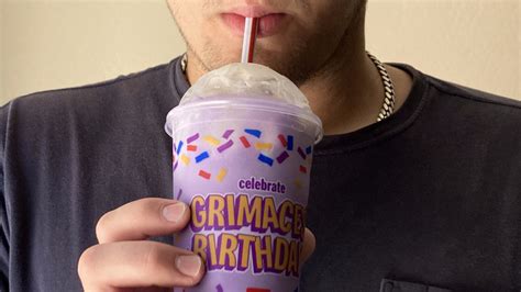 Mcdonalds Grimace Shake Review It Deserves A Grimace