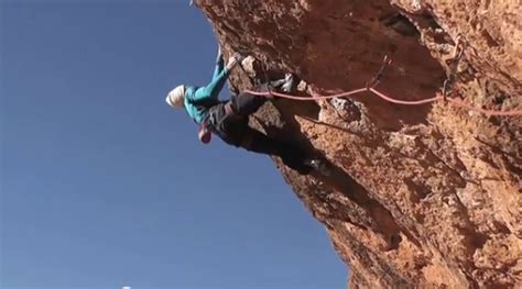 Rock Climbing in the Todra Gorge videos - ClimbMorocco.com تسلّق في المغرب