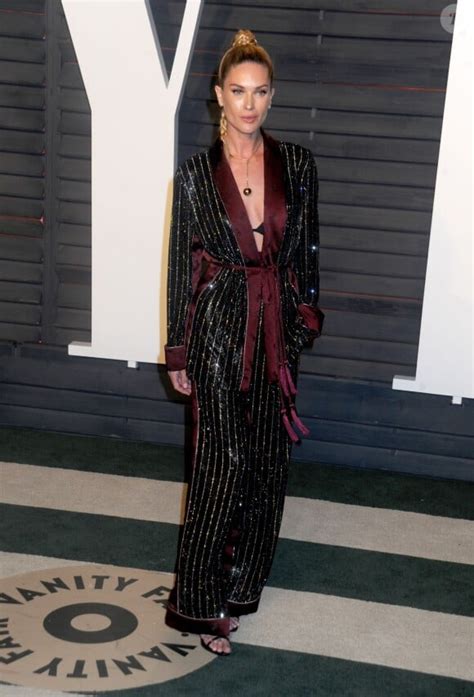 Photo Erin Wasson Assiste à La Soirée Post Oscars Du Magazine Vanity Fair Au Wallis Annenberg