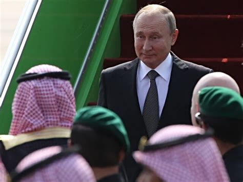 Putin To Visit Saudi Arabia Uae In Rare Diplomatic Foray Outside