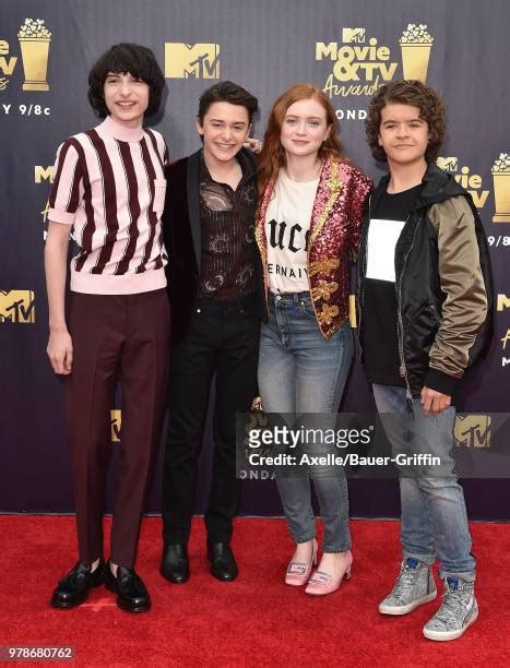 Noah Schnapp And Sadie Sink Photos Et Images De Collection Getty Images