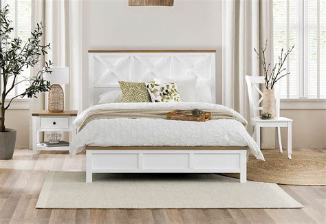 Whiteoak Normandy Queen Bed Amart Furniture