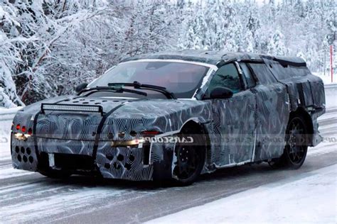Ferrari Luce: preço, ficha técnica
