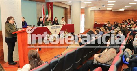 Realiz La Uatx Su Congreso De Egresados En Odontolog A