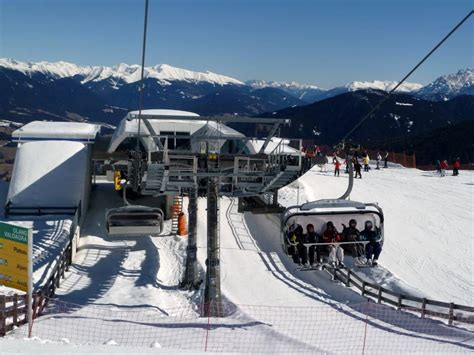 Ski lifts Kronplatz (Plan de Corones) - cable cars Kronplatz (Plan de ...