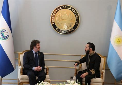 Javier Milei mantuvo una reunión con Nayib Bukele en El Salvador