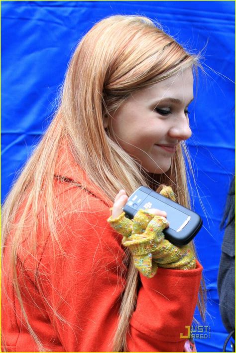 Abigail Breslin Goes Blonde For New Year S Eve Photo 411887 Photo Gallery Just Jared Jr