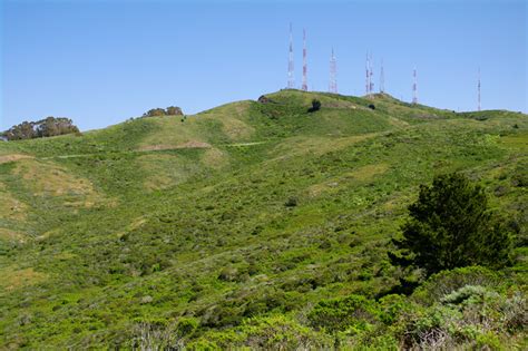 San Bruno Mountain on a clear day - Justinsomnia