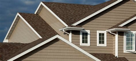 5 Steps to Clean Your Vinyl Siding Like a Pro | QualitySmith