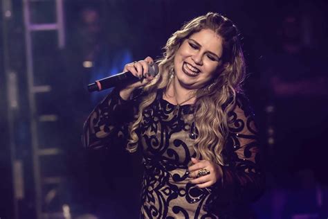 Sucesso no sertanejo Faturamento de Marília Mendonça chega a R 10