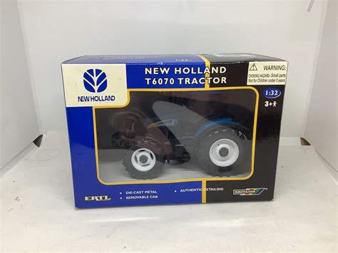 Toy Models Britains Ertl New Holland T6070 Tractor Edward White