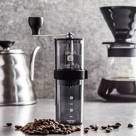 Hario Coffee Mill Smart G Czarny M Ynek Do Kawy R Czny Plastikowy