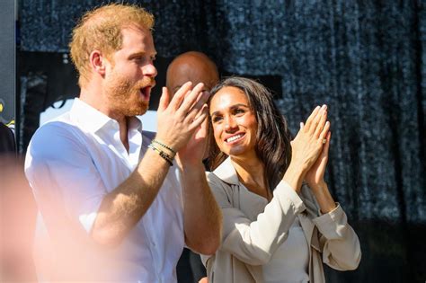 Meghan Markle Swimming Medal Ceremony During Invictus Games