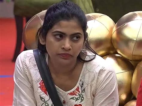 Bigg Boss 5 Priya Captain Kajal బిగ్ బాస్ 5 ప్రియా కెప్టెన్