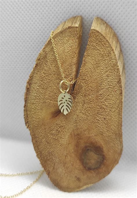 Collier De Feuilles Pendentif En Or Massif K Collier Etsy