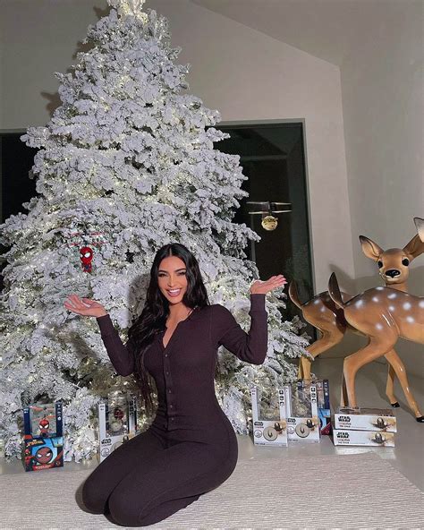 Kim Kardashian Throws An Epic Sing 2 Kids Party At Her 60m La Mansion