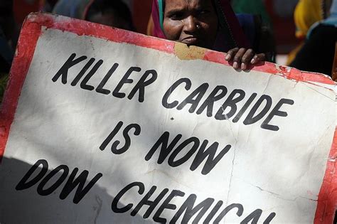 Protests As Indias Bhopal Marks 30th Anniversary Of Worlds Deadliest