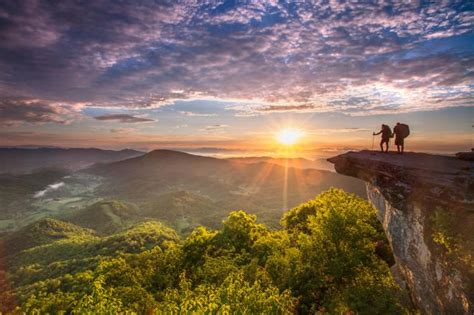 Hiking The Triple Crown In Roanoke, VA | Parking, Maps & Hikes