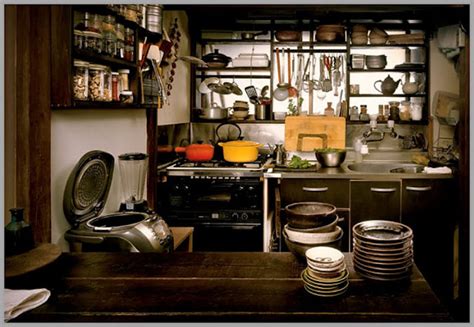 S T R A V A G A N Z A: JAPAN - THE KITCHEN AND ITS UTENSILS