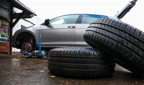 Do All-Season Tires Perform Well In the Snow?