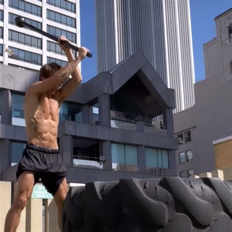 Gay Tom Super Sexxy Very Pretttymuscular Horny