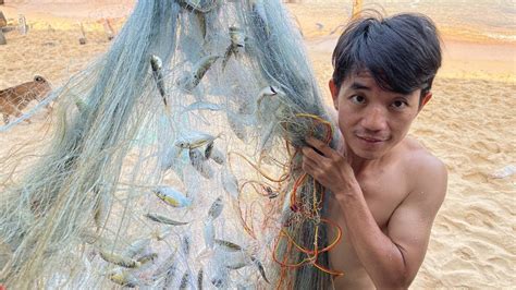 Cast Netting Mullet And Yellowtails Day21 YouTube