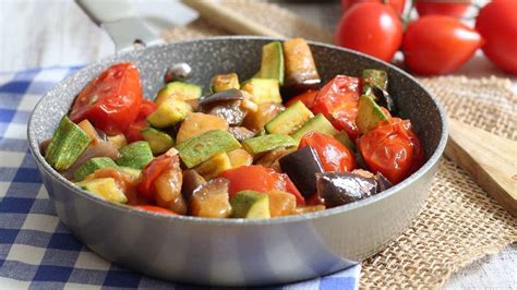 Po L E D Aubergines Aux Courgettes Et Tomates Cerises Page Sur