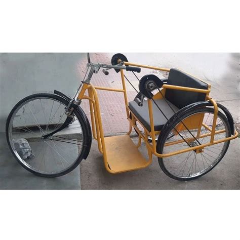 Yellow Mild Steel Handicapped Tricycle Size Wheels In Faridabad