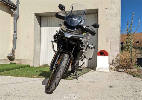 Location CF Moto 800 MT Adventure A2 Tours Easy Renter