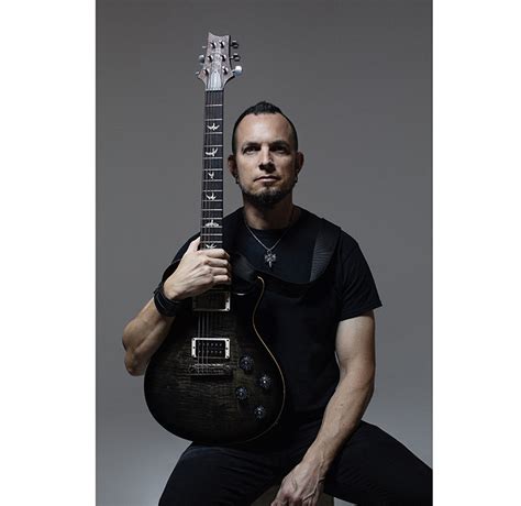 How to Sound Like Mark Tremonti | guitarguitar