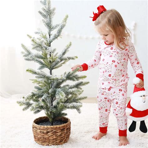 25 Baby Girl Christmas Outfits You'll Love - Baby Chick