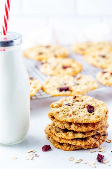 Crispy And Chewy Oatmeal Craisin Cookies Wendy Polisi