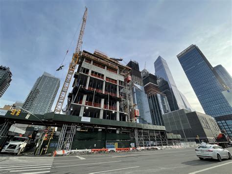 450 Eleventh Avenue Continues Ascent in Hudson Yards - New York YIMBY