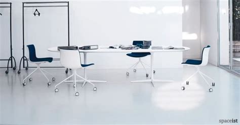 White Oval Meeting Tables Oval Office Tables