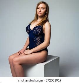 Sexy Woman Lingerie Studio库存照片372081919 Shutterstock