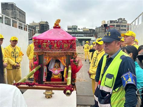 5年前遭祝融之災！ 白沙屯媽祖轉入苑裡市場重建工地賜福 生活 Newtalk新聞