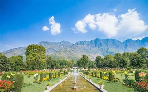 Srinagar Best Time To Visit Things To Do Travel Stay Packages