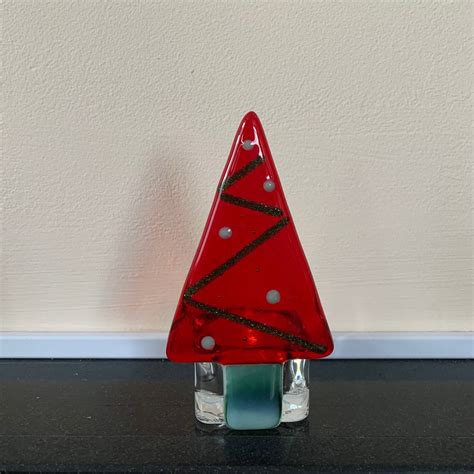 Small Fused Glass Christmas Tree Tealight Holder 10 Cm X 5 Cm Etsy Uk